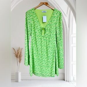 Charlie Holiday Green Floral Women's dress Sz M nwt, 012